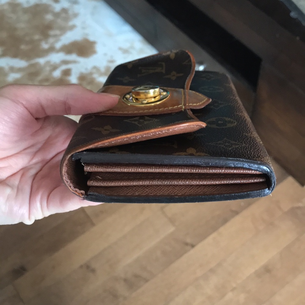 Louis Vuitton monogram Boetie wallet - Picture 14 of 14